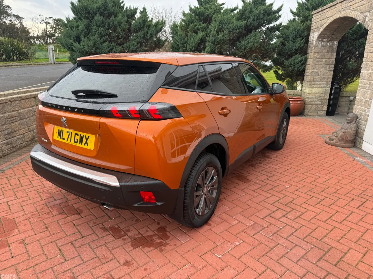 Peugeot 2008 SUV, Diesel, 2021, Orange