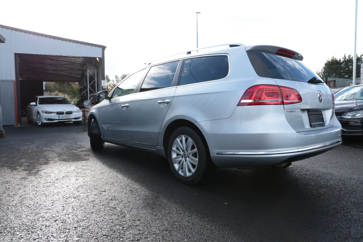 Volkswagen Passat Estate, Petrol, 2013, Silver