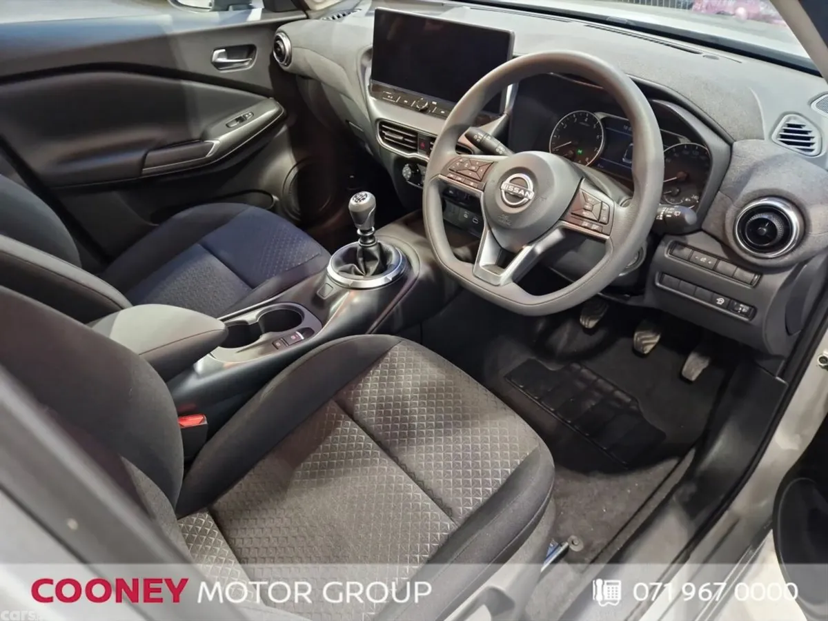 Nissan Juke SUV, Petrol, 2027, Silver