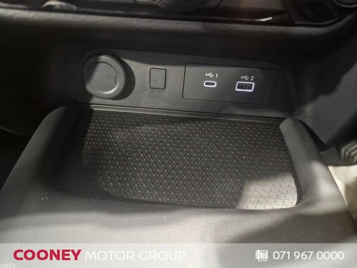 Nissan Juke SUV, Petrol, 2027, Silver