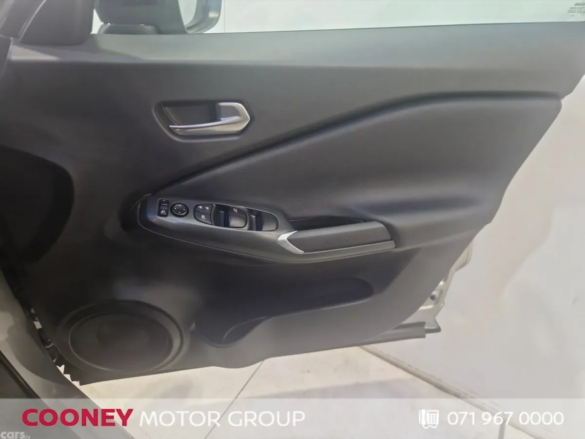 Nissan Juke SUV, Petrol, 2027, Silver