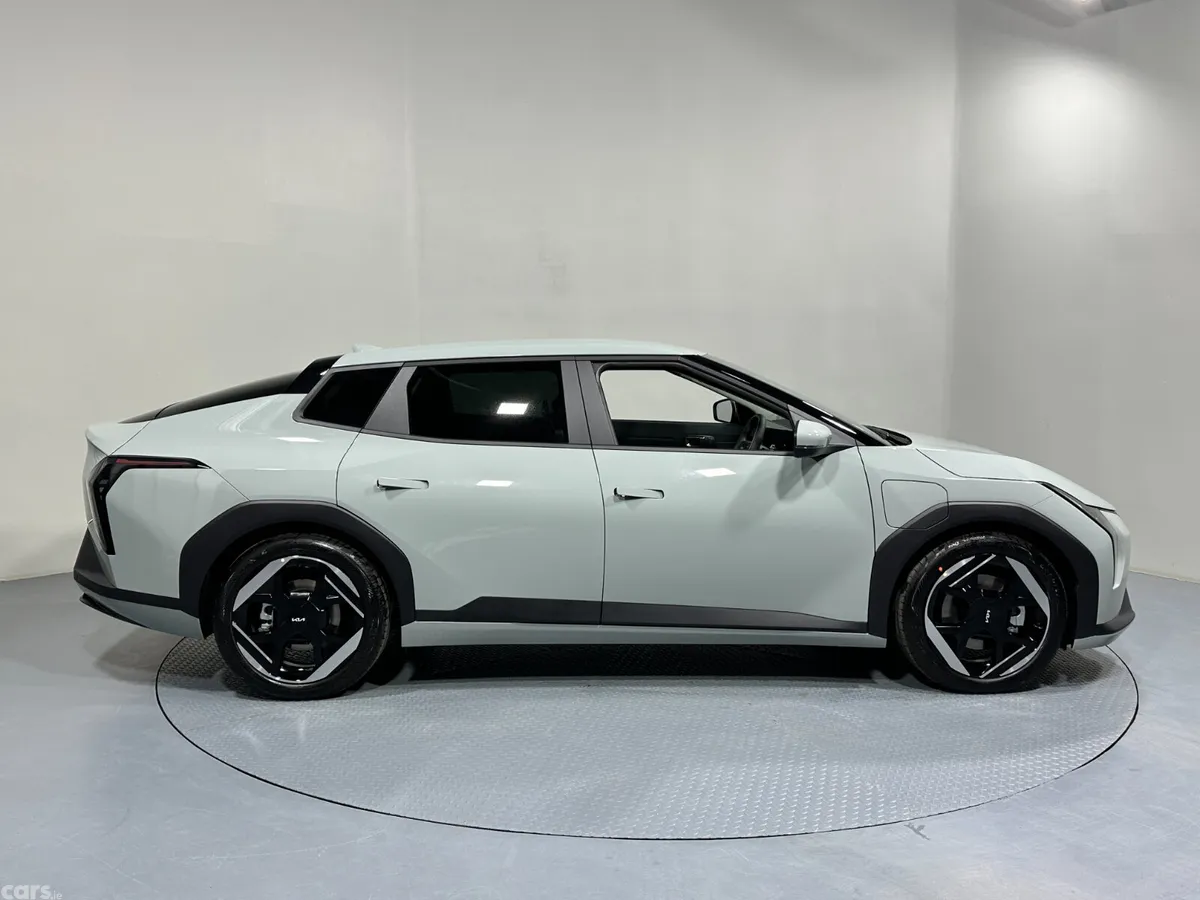 Kia EV4 Saloon, Electric, 2026, Grey