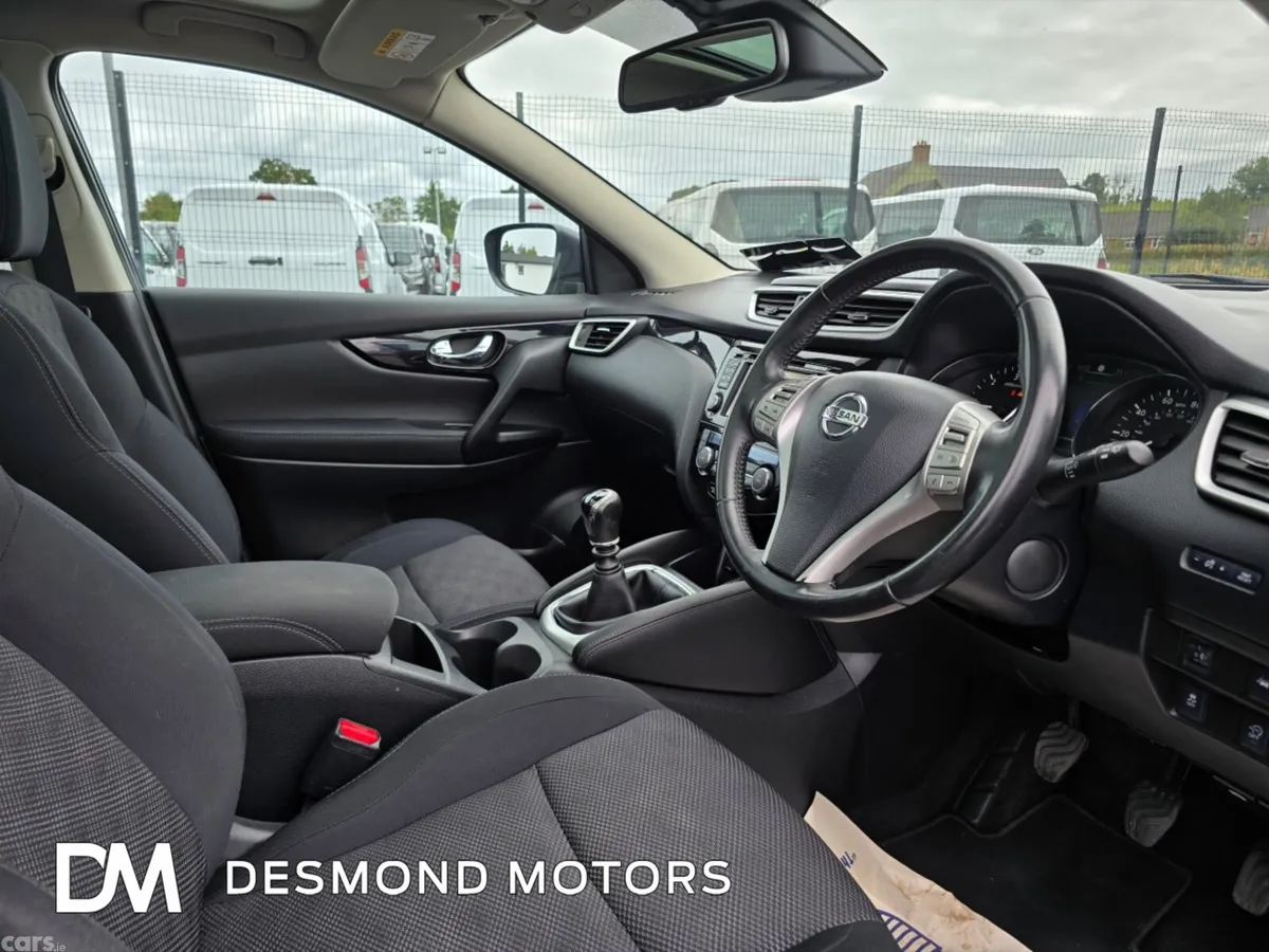 Nissan Qashqai Hatchback, Diesel, 2016, Blue