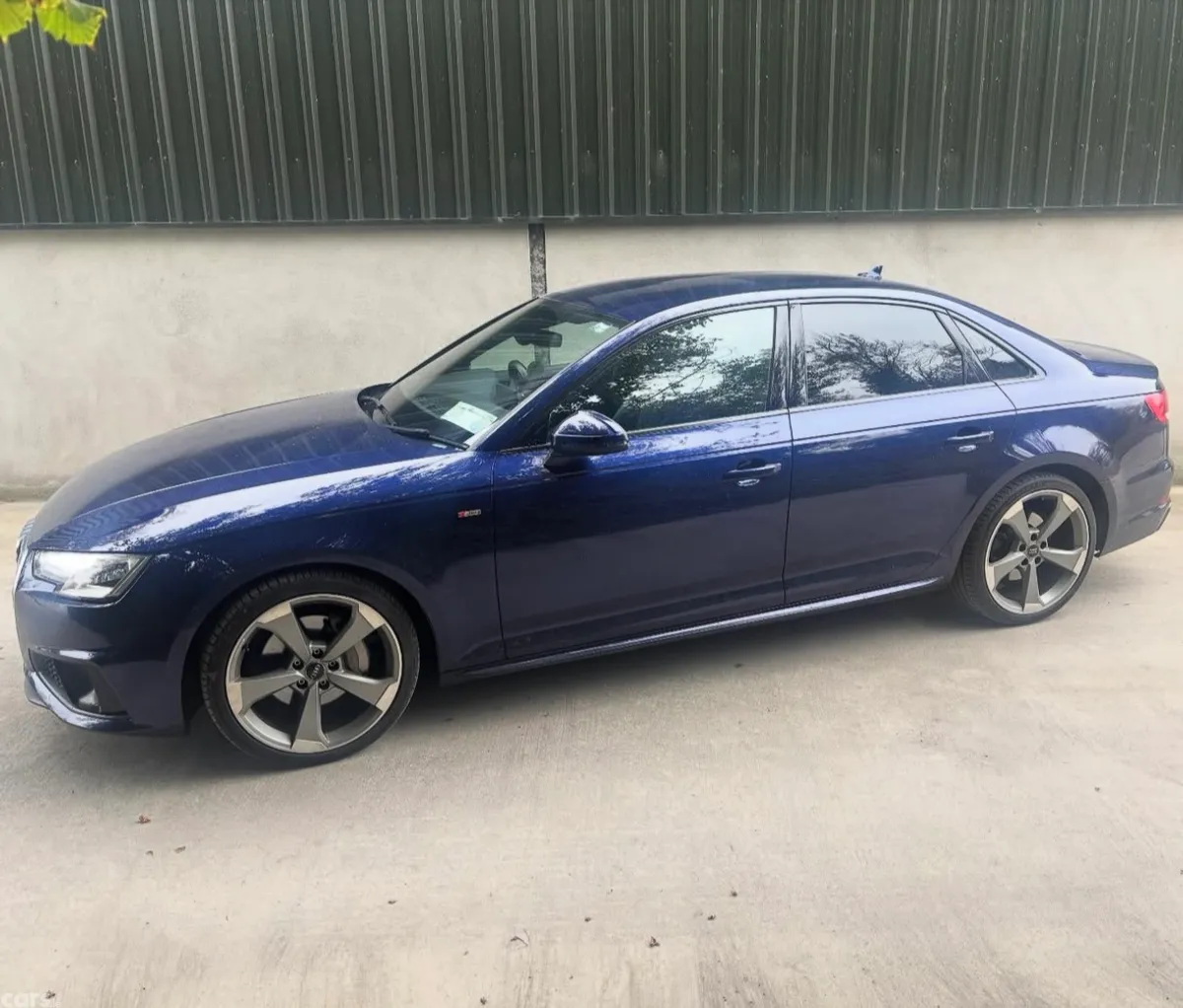 Audi A4 Saloon, Diesel, 2019, Blue