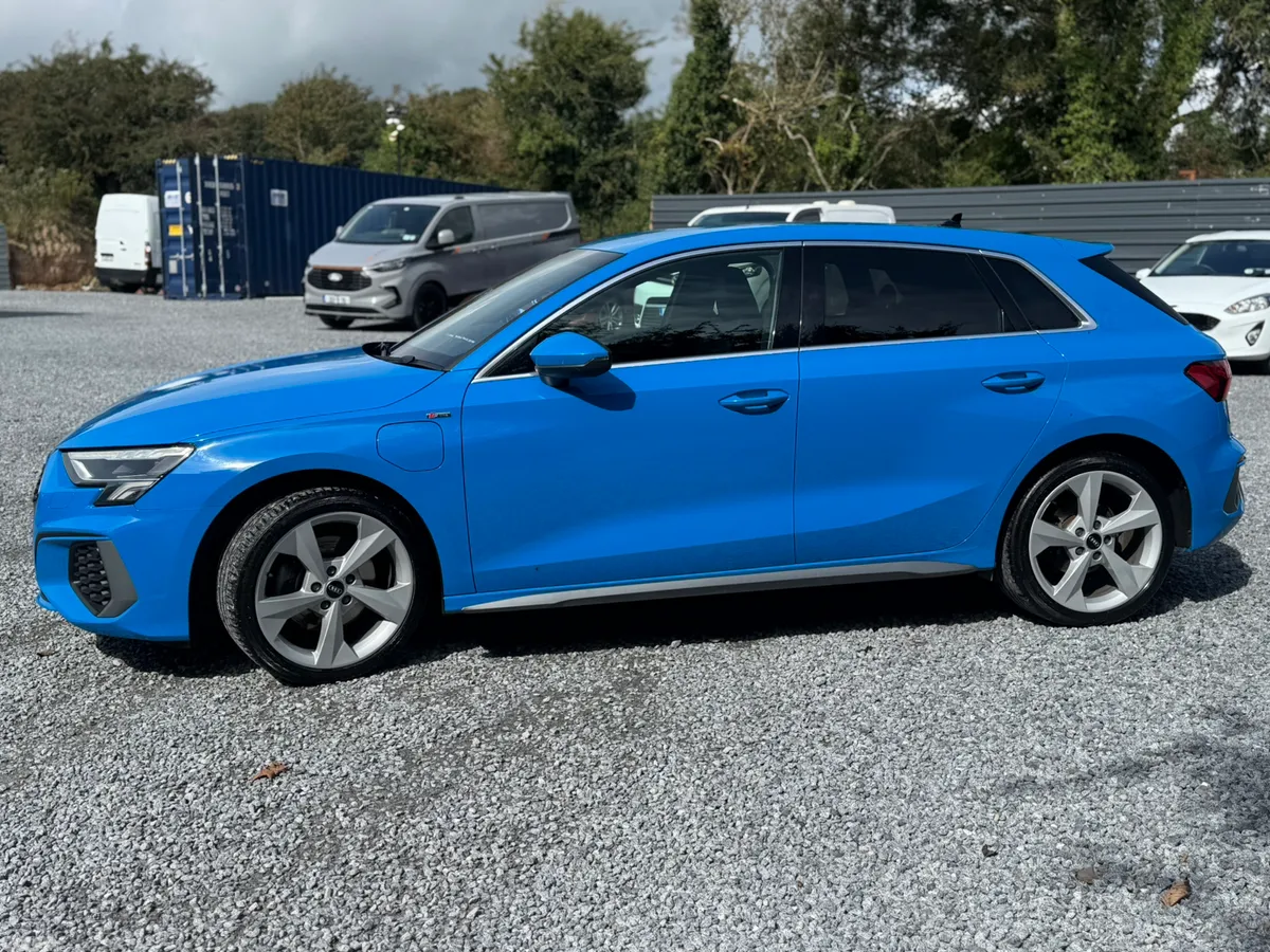 Audi A3 Hatchback, Petrol Hybrid, 2021, Blue
