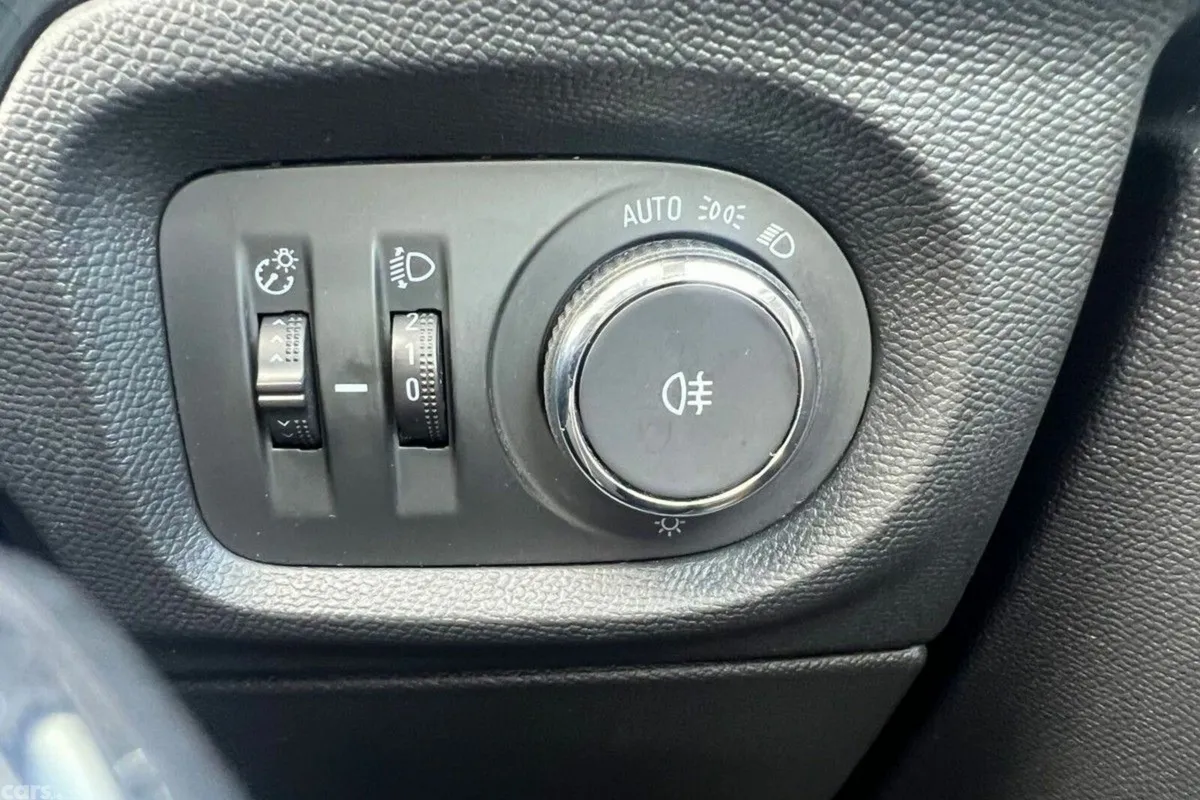 Opel Corsa Hatchback, Petrol, 2022, Red