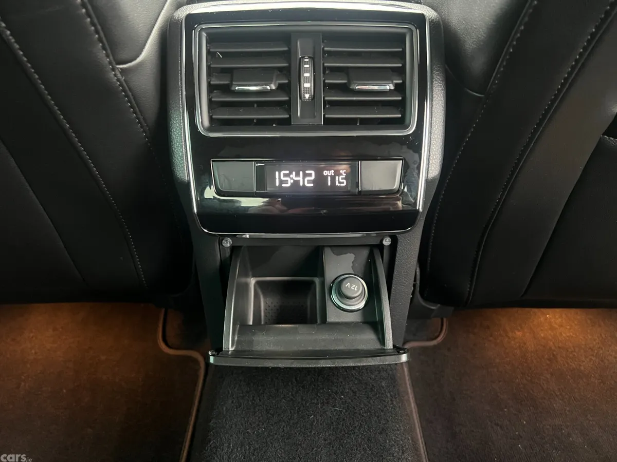 Skoda Superb Hatchback, Diesel, 2021, Grey
