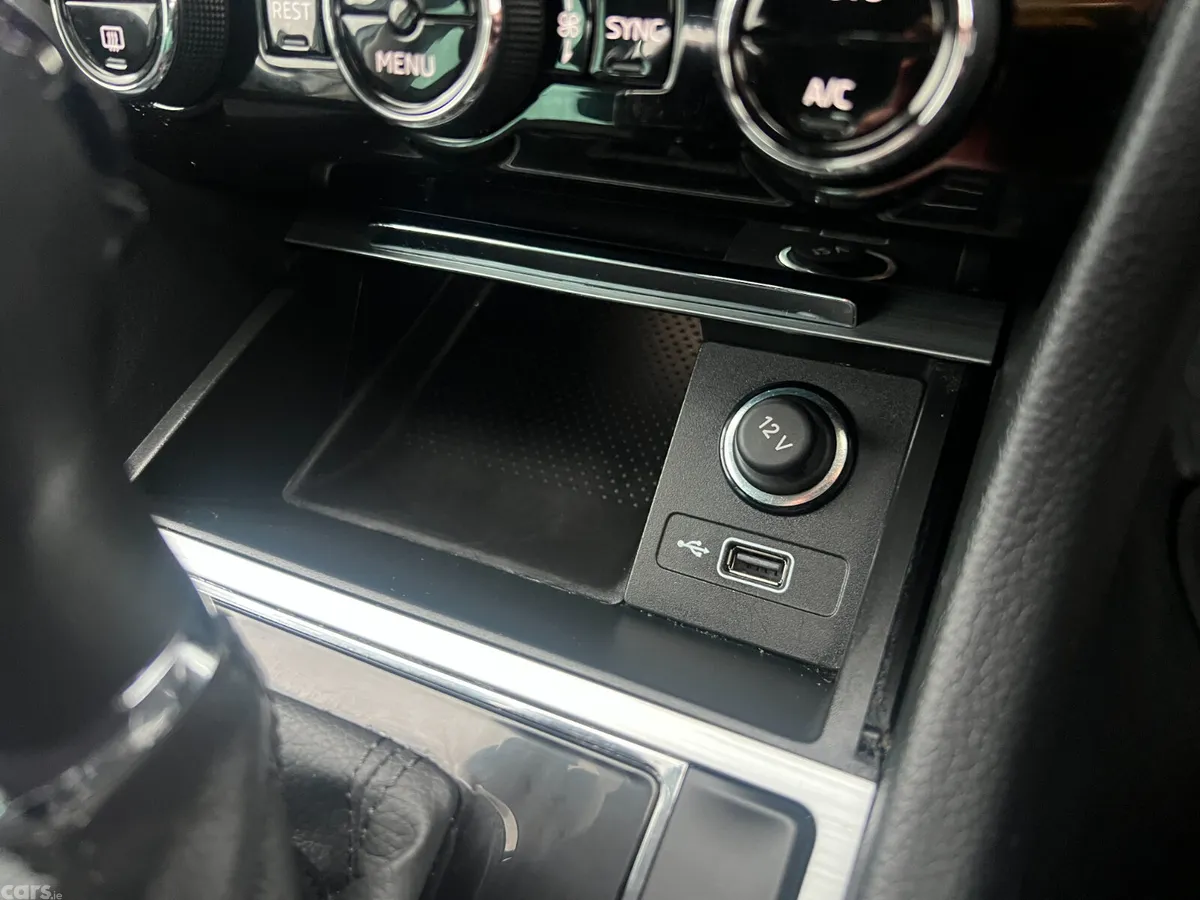 Skoda Superb Hatchback, Diesel, 2021, Grey