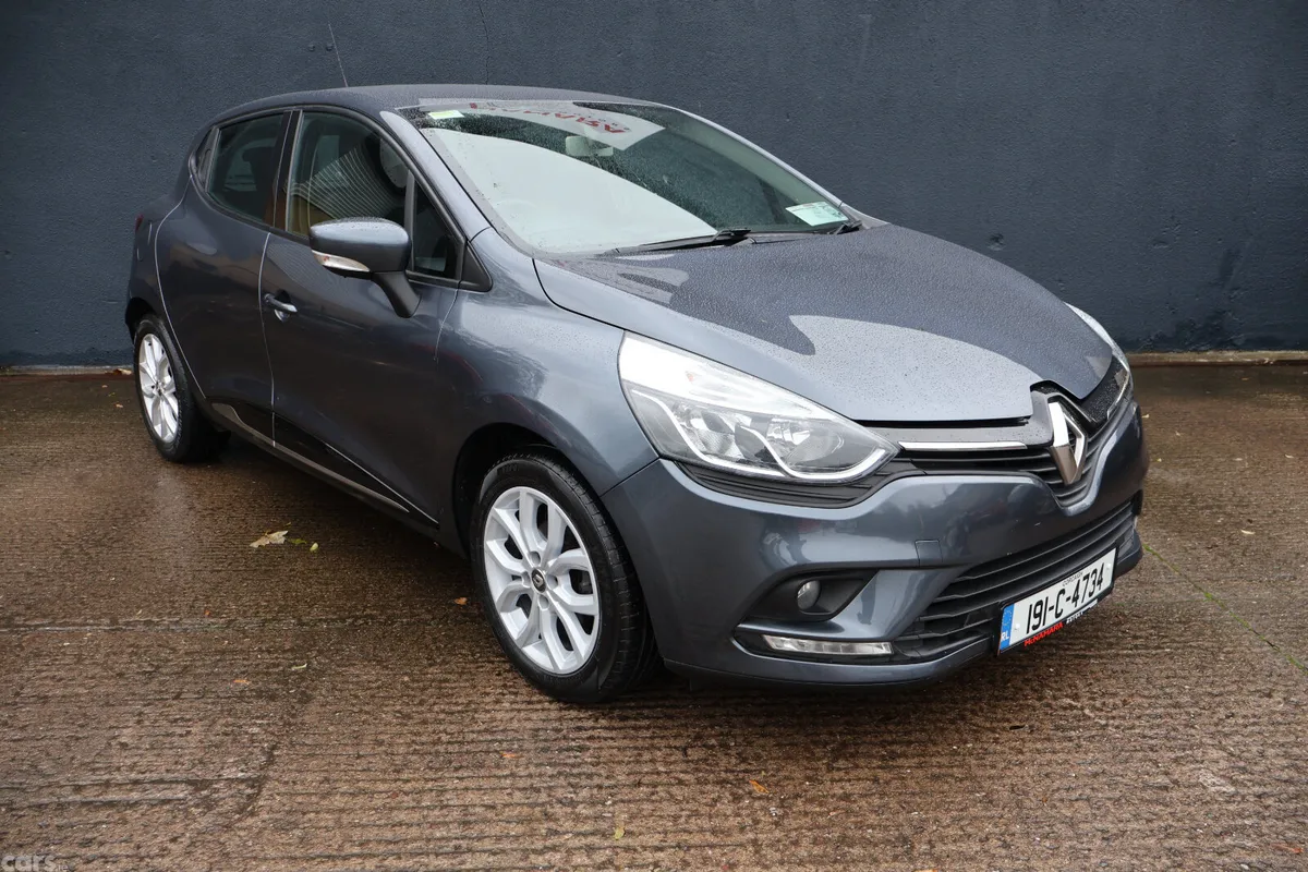 Renault Clio Hatchback, Petrol, 2019, Grey