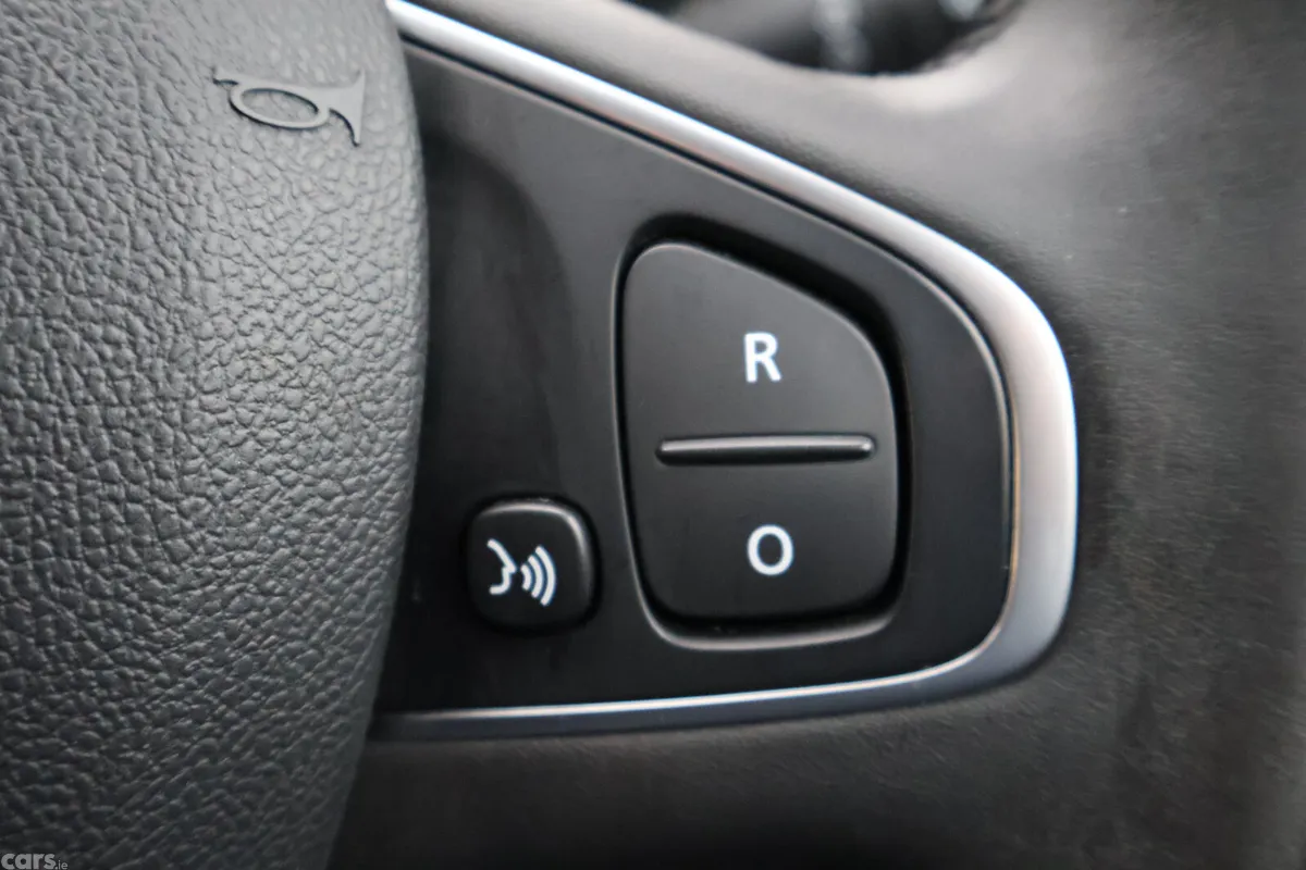 Renault Clio Hatchback, Petrol, 2019, Grey