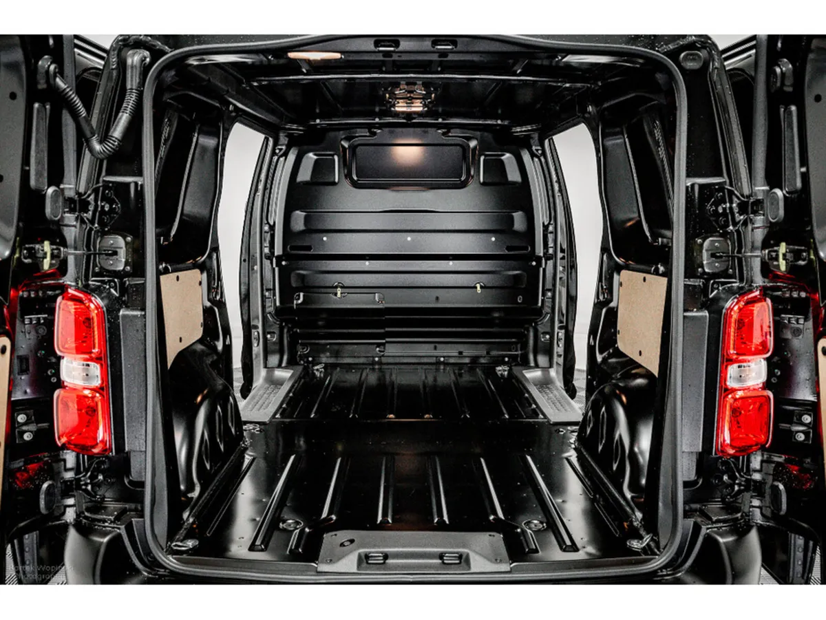 Peugeot Expert Van, Diesel, 2025, Black