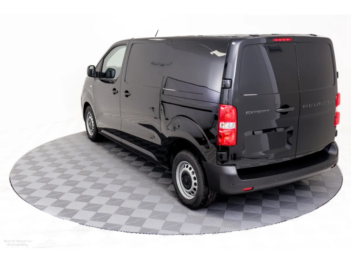 Peugeot Expert Van, Diesel, 2025, Black