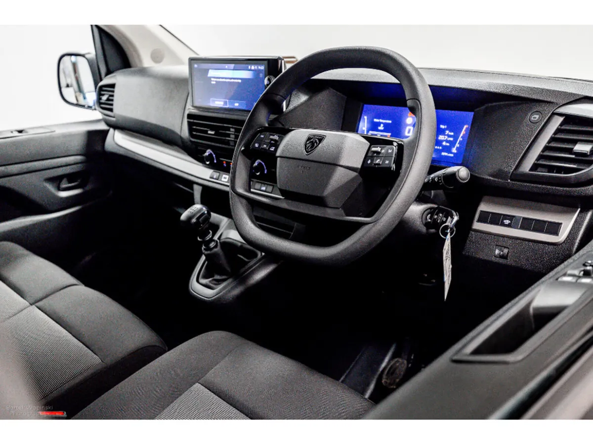 Peugeot Expert Van, Diesel, 2025, Black