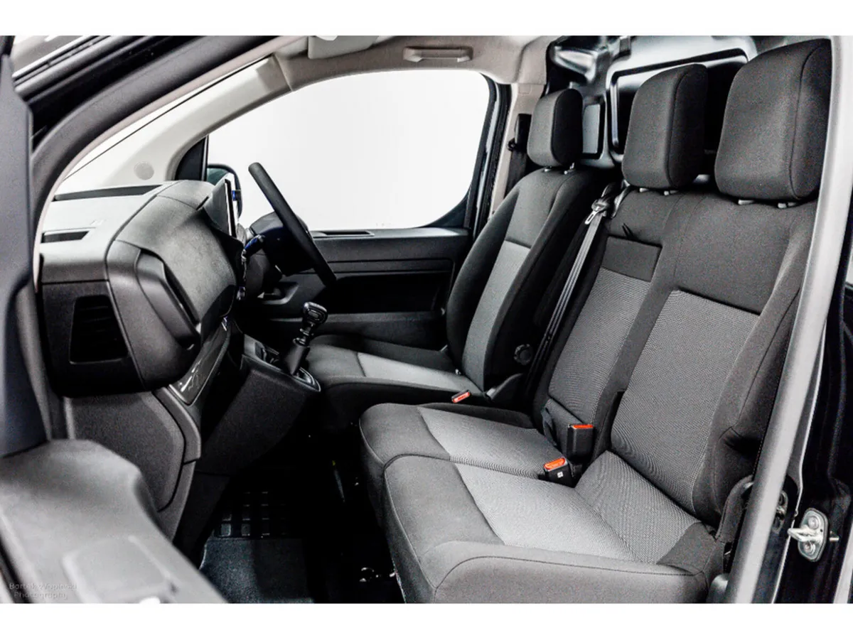 Peugeot Expert Van, Diesel, 2025, Black