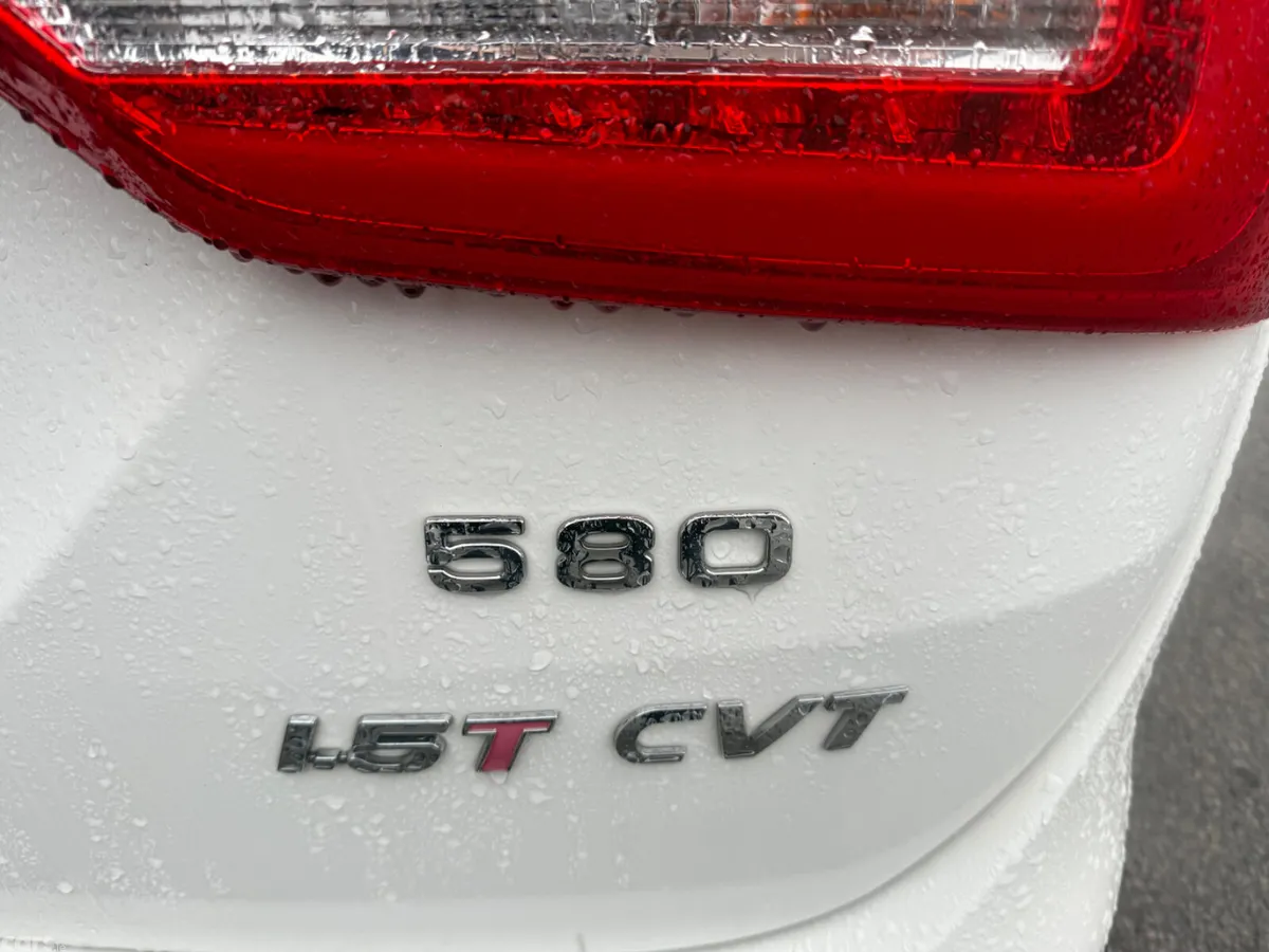 DFSK Glory 580 SUV, Petrol, 2024, White