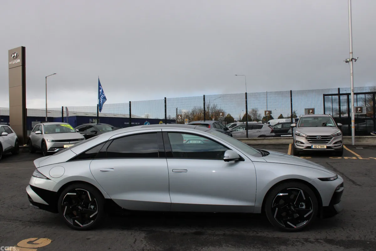 Hyundai IONIQ 6 Saloon, Electric, 2026, Silver