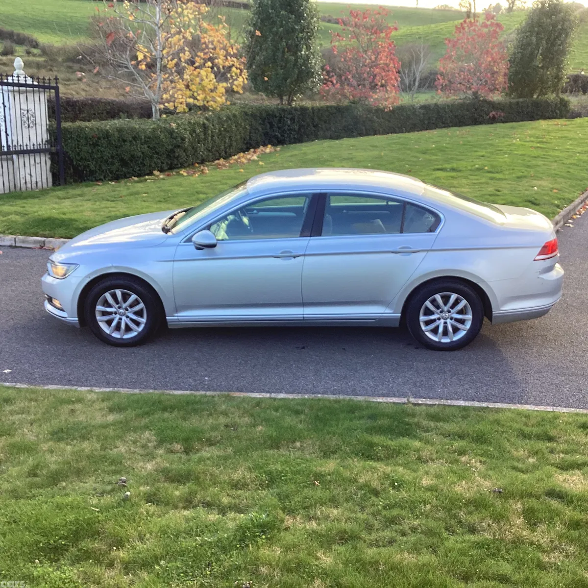 Volkswagen Passat Saloon, Diesel, 2015, Silver