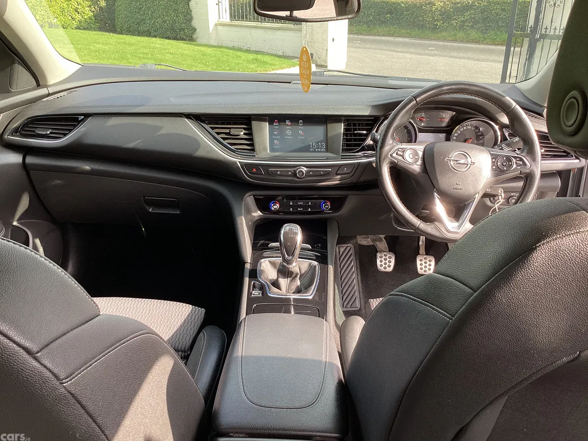 Opel Insignia Hatchback, Diesel, 2021, Grey