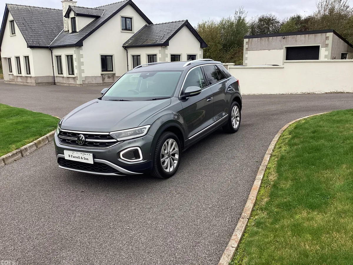 Volkswagen T-Roc SUV, Diesel, 2023, Grey