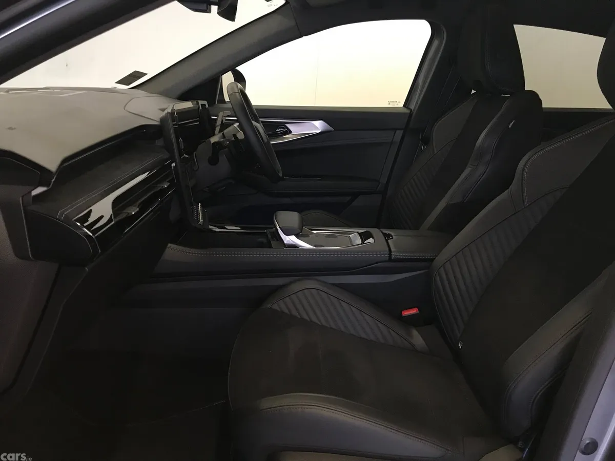 Renault Rafale SUV, Petrol Hybrid, 2024, Grey