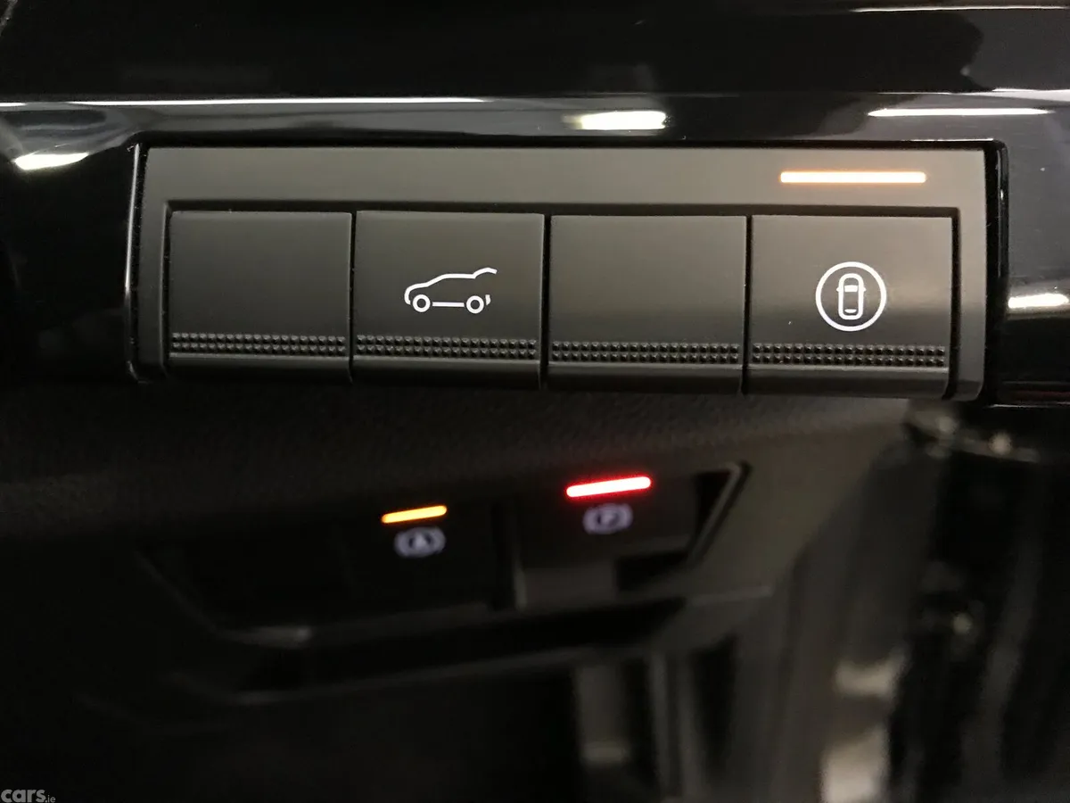 Renault Rafale SUV, Petrol Hybrid, 2024, Grey