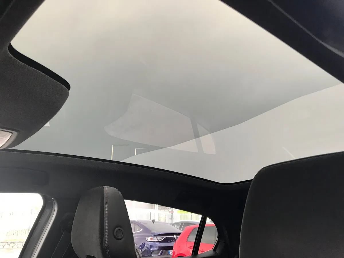 Renault Rafale SUV, Petrol Hybrid, 2024, Grey