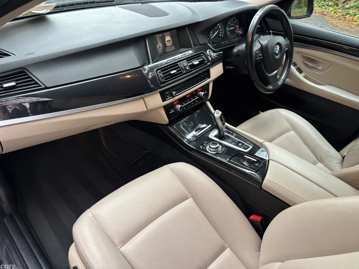 BMW 5-Series Estate/Jeep, Diesel, 2015, Black