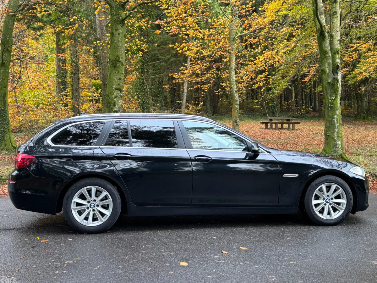 BMW 5-Series Estate/Jeep, Diesel, 2015, Black
