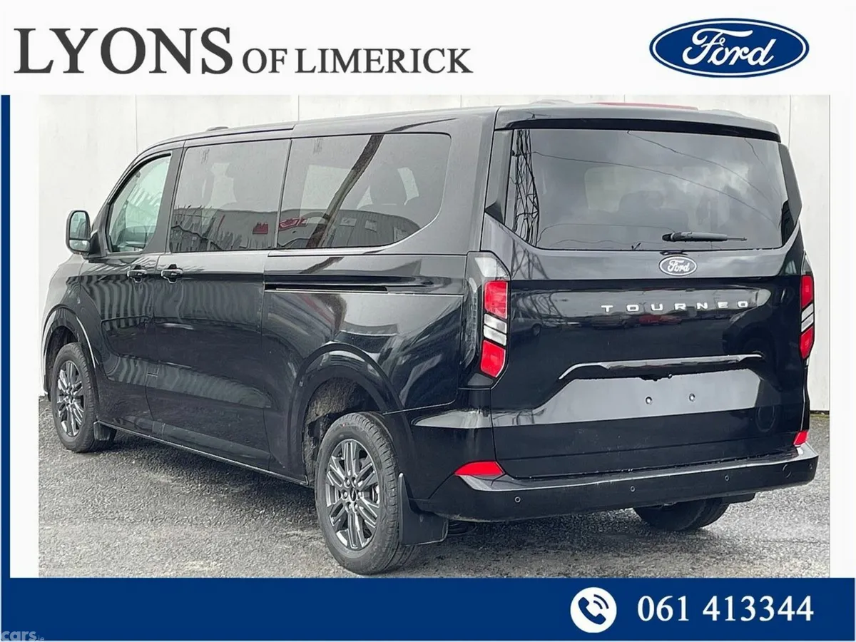 Ford Tourneo MPV, Petrol Plug-in Hybrid, 2026, Black