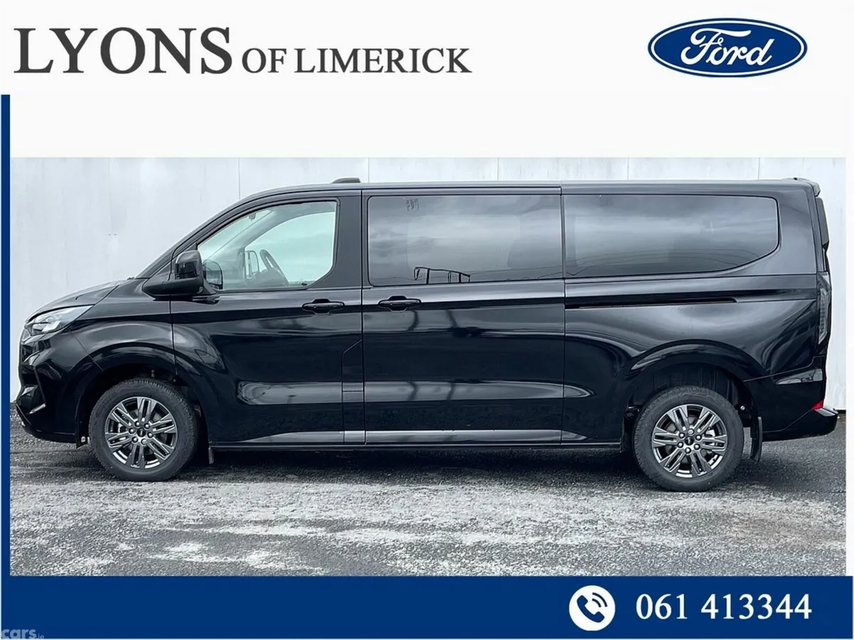 Ford Tourneo MPV, Petrol Plug-in Hybrid, 2026, Black