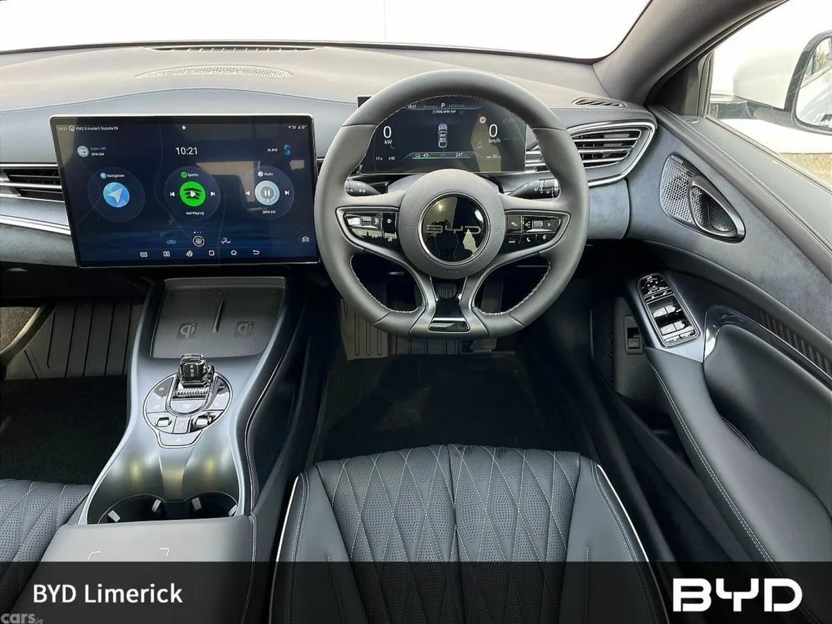 BYD SEAL Saloon, Electric, 2026, White
