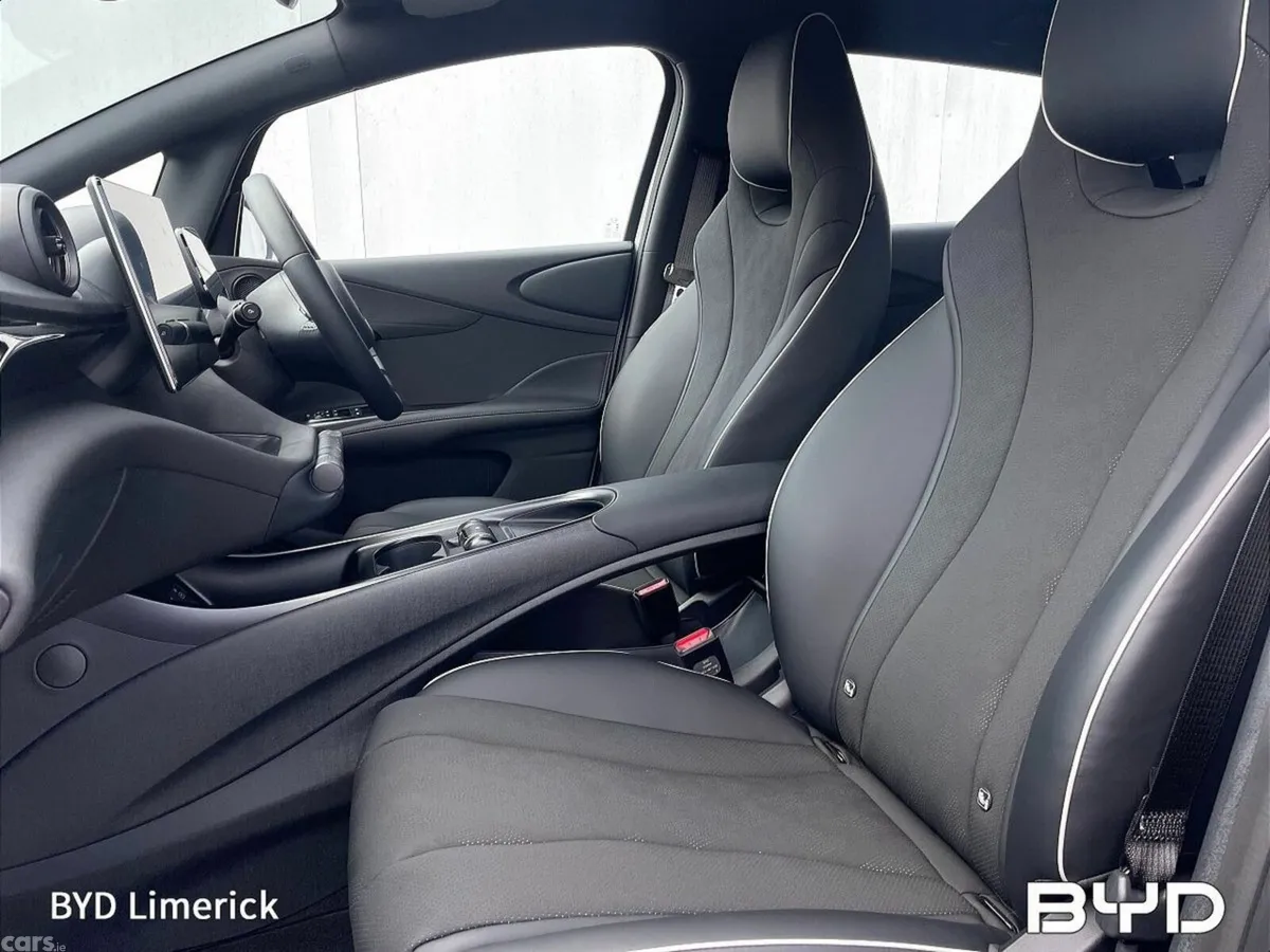 BYD DOLPHIN Hatchback, Electric, 2026, Silver