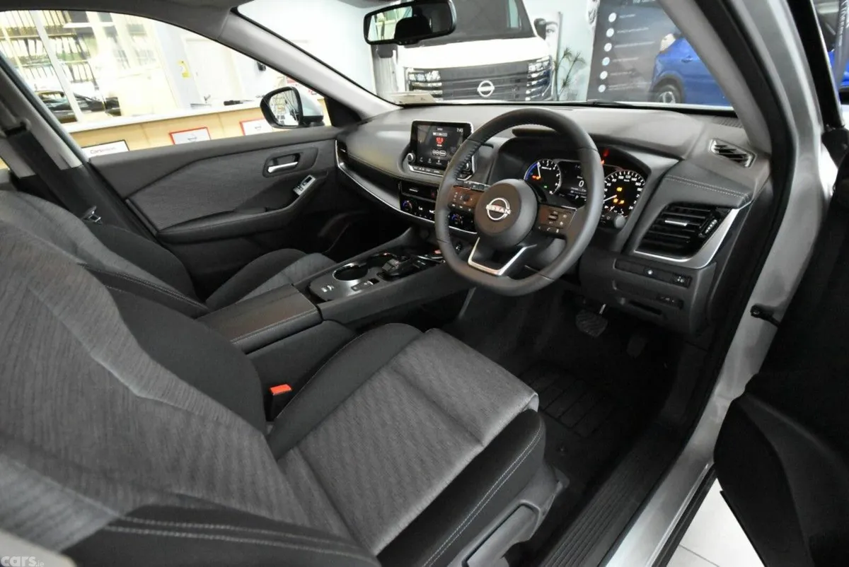 Nissan X-Trail SUV, Petrol, 2025, Silver