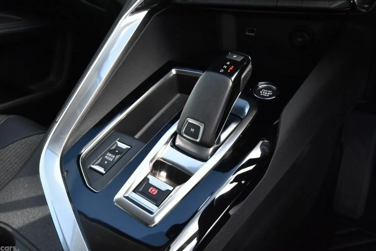 Peugeot 3008 SUV, Diesel, 2022, White