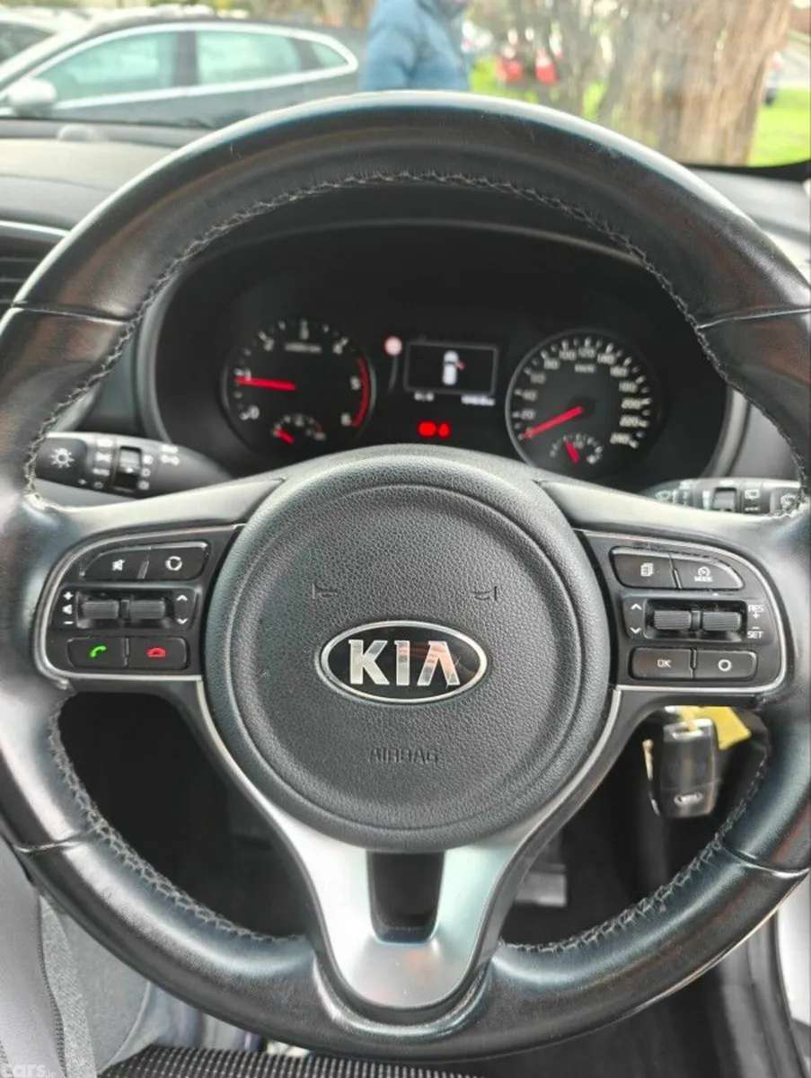 Kia Sportage SUV, Diesel, 2016, Silver