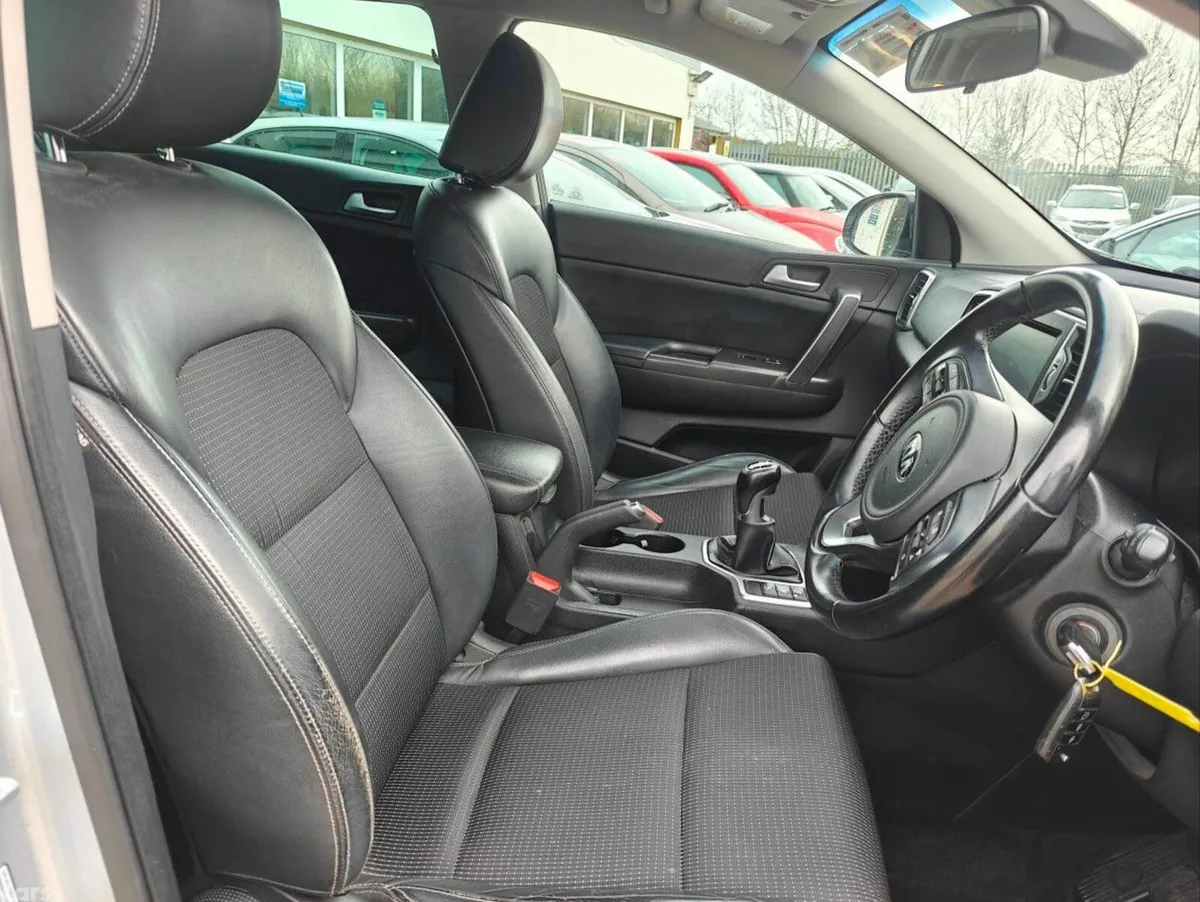 Kia Sportage SUV, Diesel, 2016, Silver