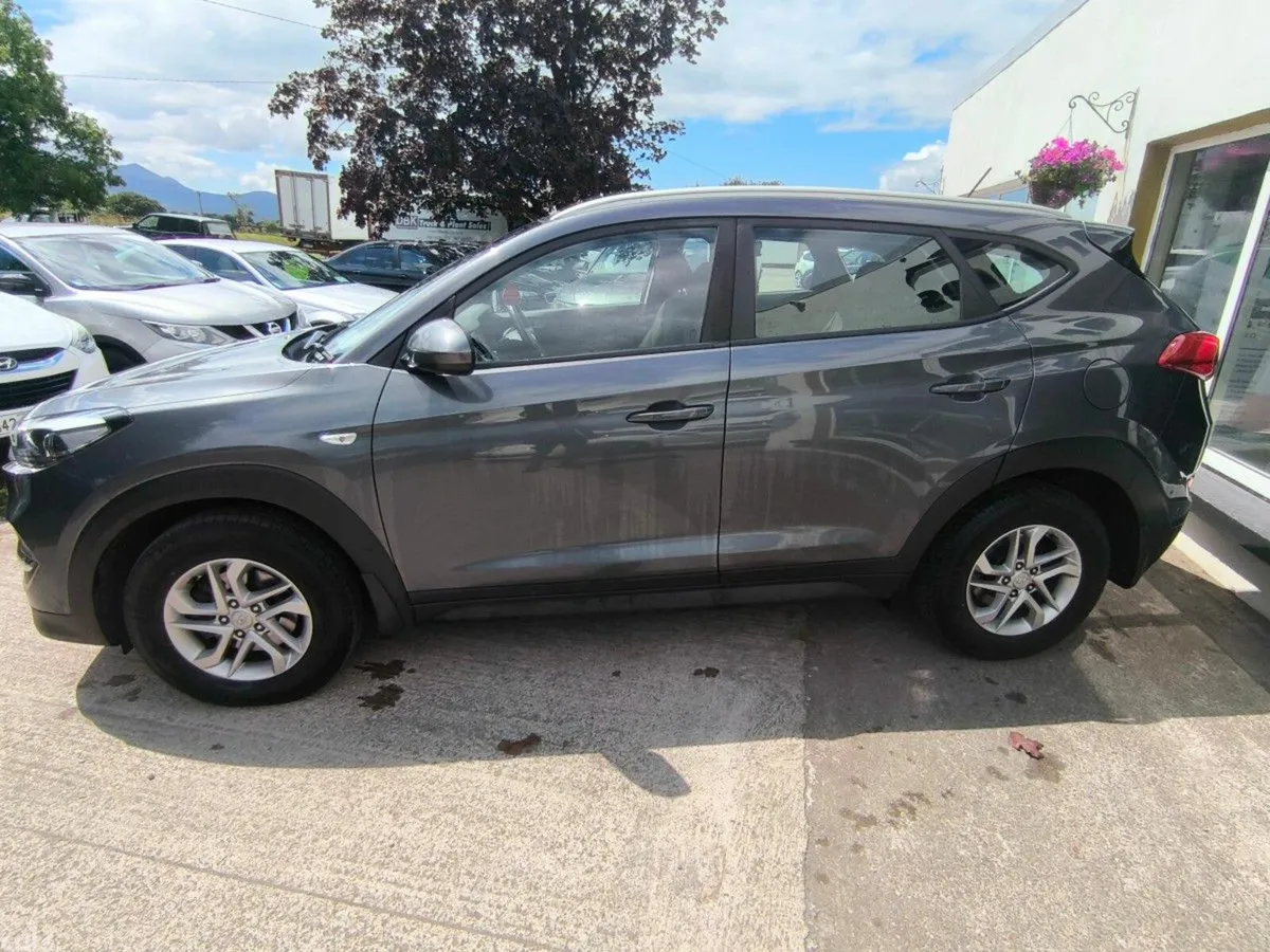 Hyundai Tucson SUV, Diesel, 2018, Grey