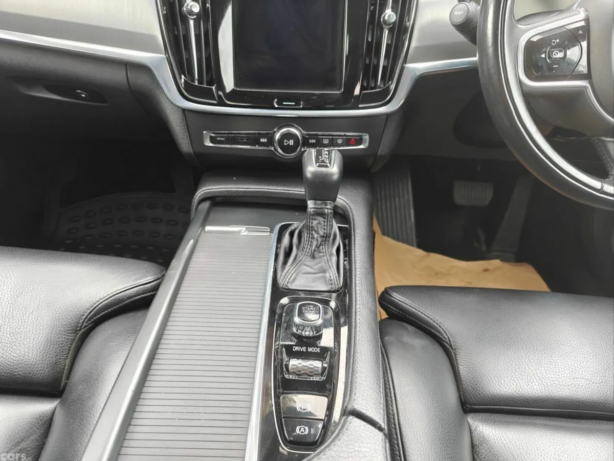 Volvo S90 Saloon, Diesel, 2018, Grey