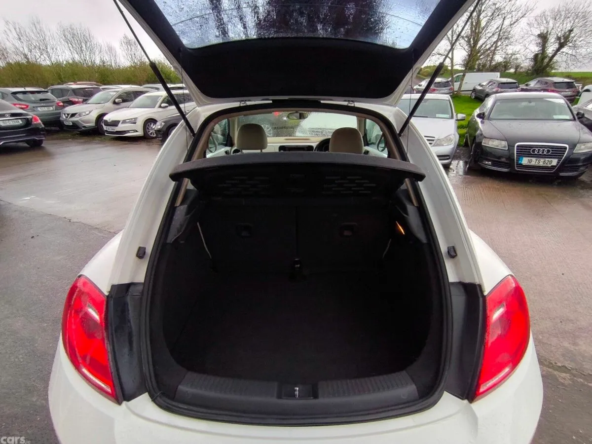 Volkswagen Beetle Hatchback, Petrol, 2013, White