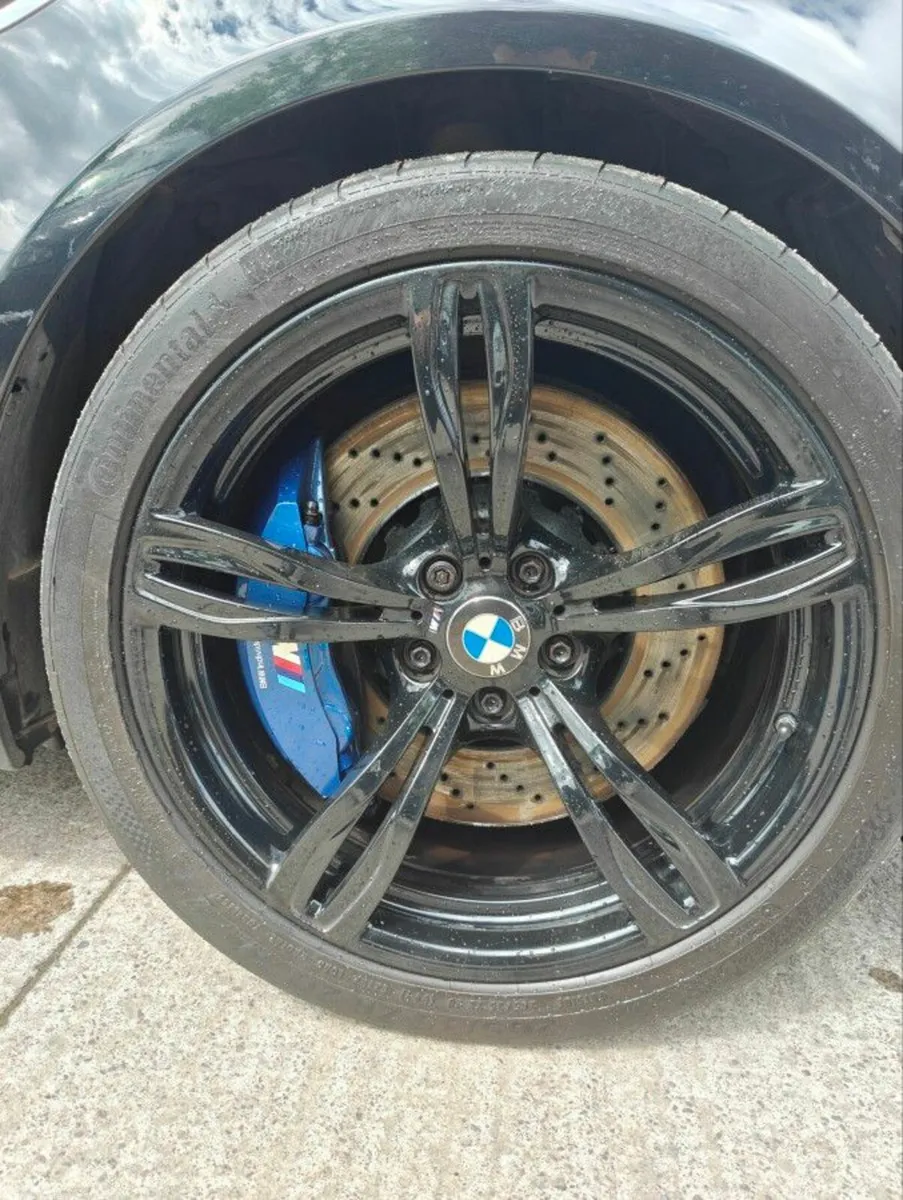 BMW M5 Saloon, Petrol, 2012, Black