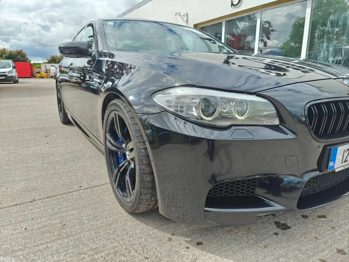 BMW M5 Saloon, Petrol, 2012, Black