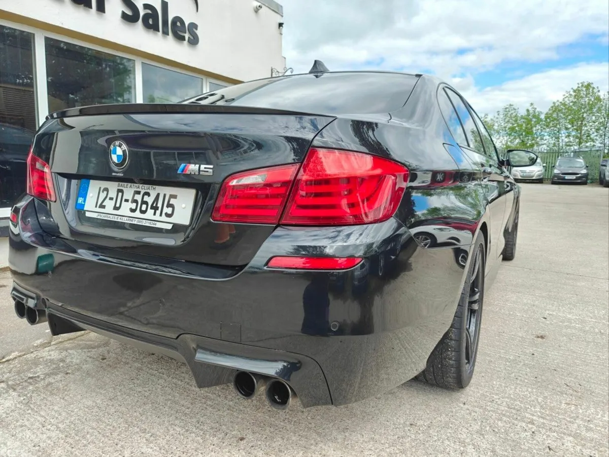 BMW M5 Saloon, Petrol, 2012, Black