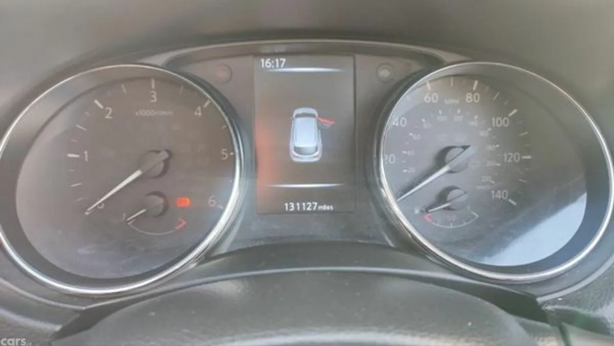 Nissan Qashqai SUV, Diesel, 2016, Silver