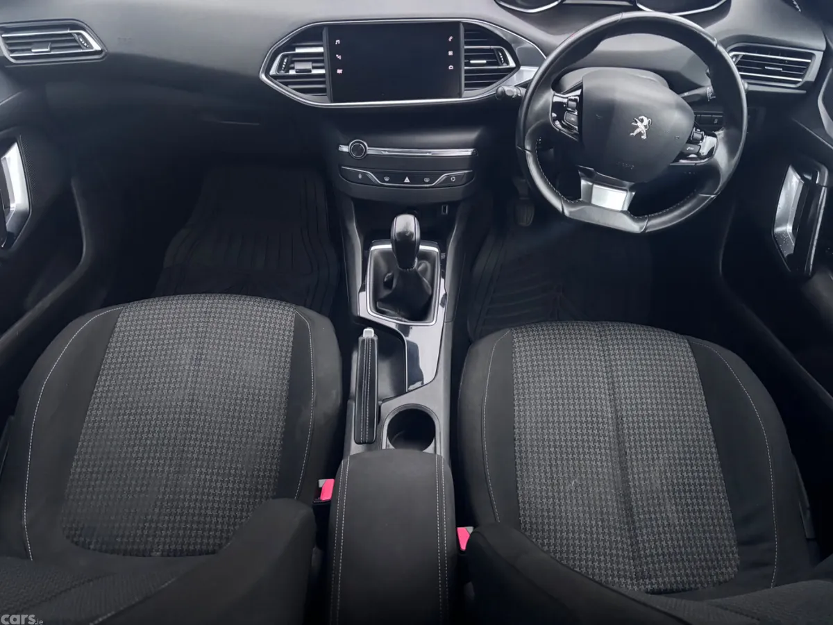 Peugeot 308 Estate, Diesel, 2018, Grey