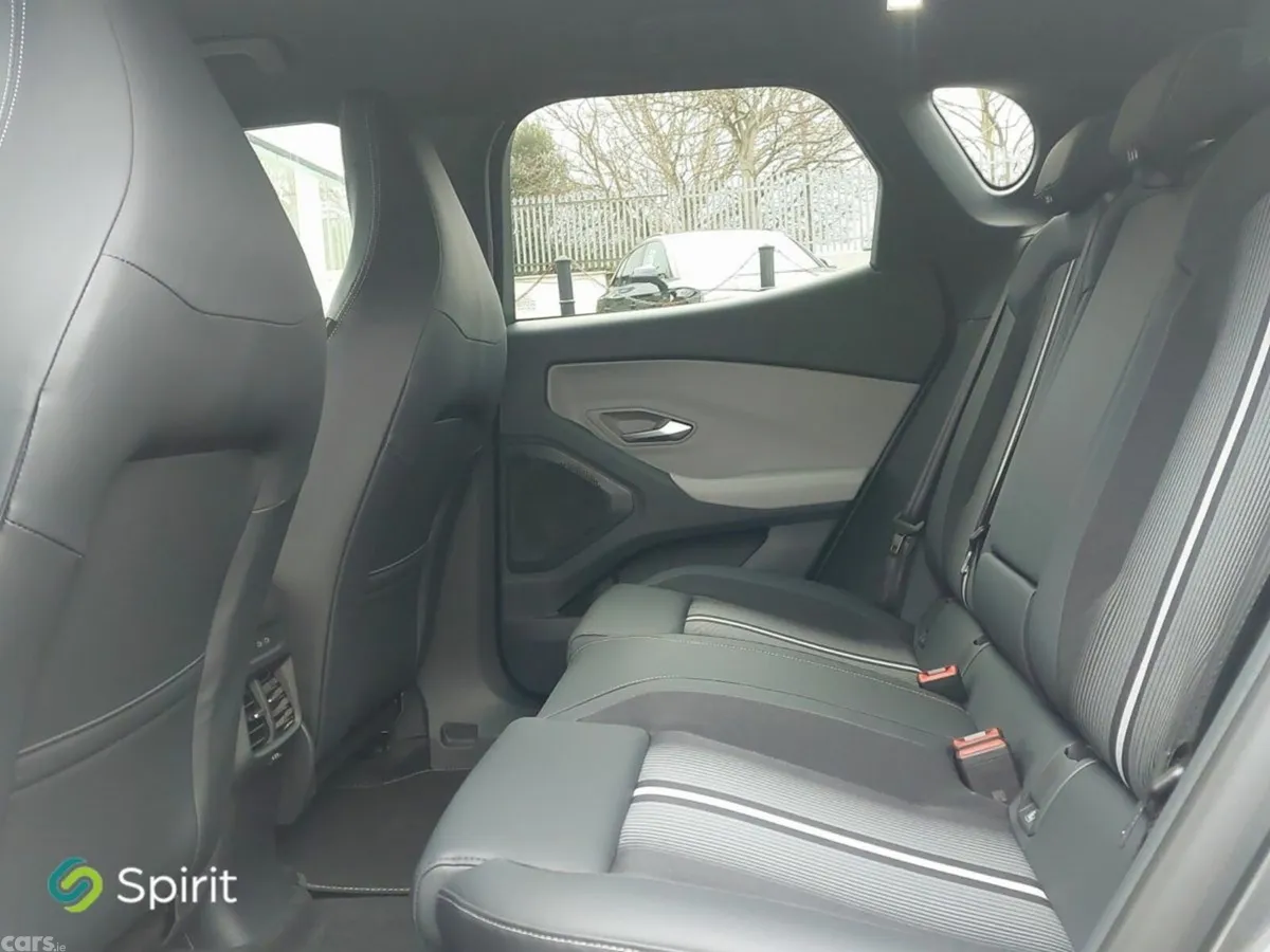 Ford Capri MPV, Electric, 2026, Grey