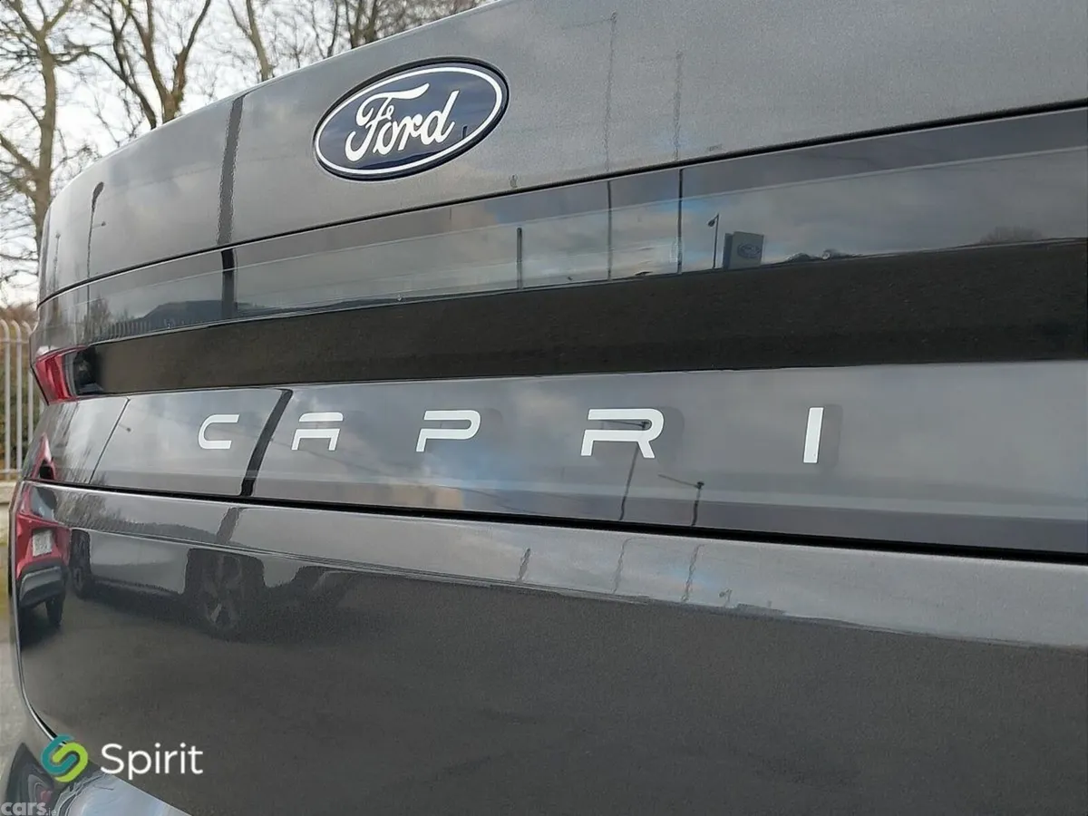 Ford Capri MPV, Electric, 2026, Grey