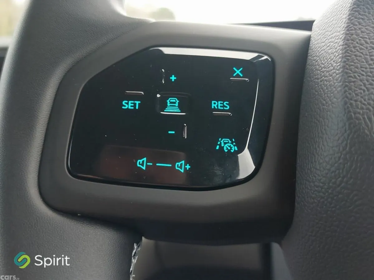 Ford Capri MPV, Electric, 2026, Grey