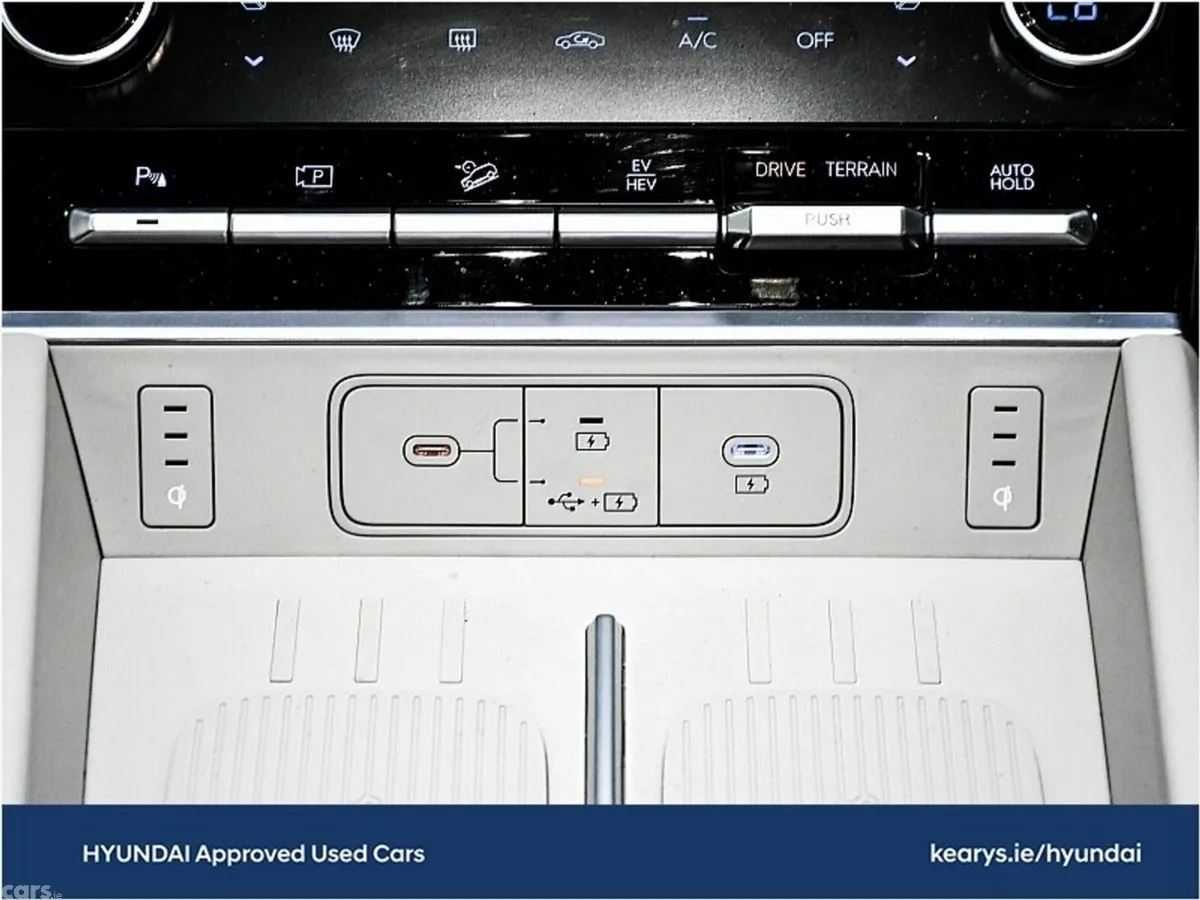 Hyundai Santa Fe SUV, Petrol Plug-in Hybrid, 2025, Black