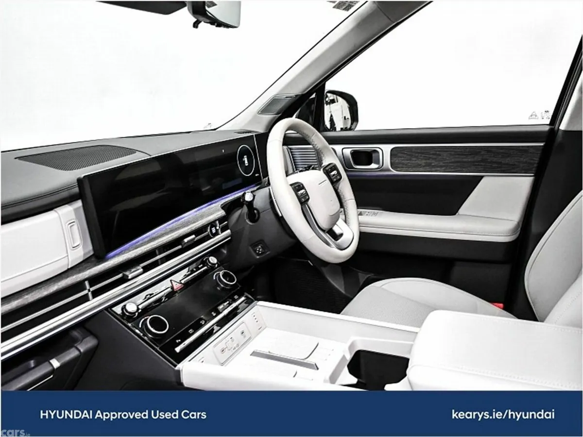 Hyundai Santa Fe SUV, Petrol Plug-in Hybrid, 2025, Black