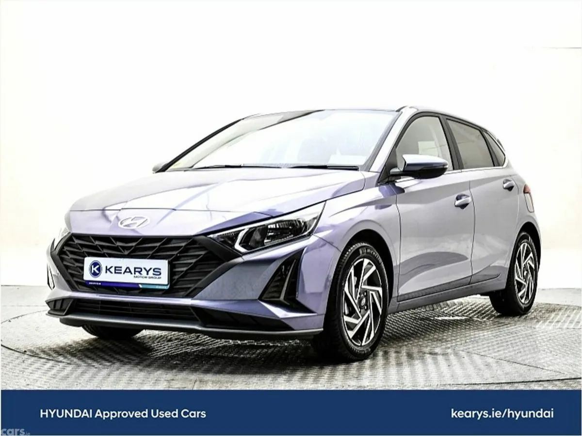 Hyundai i20 Hatchback, Petrol, 2025, Blue